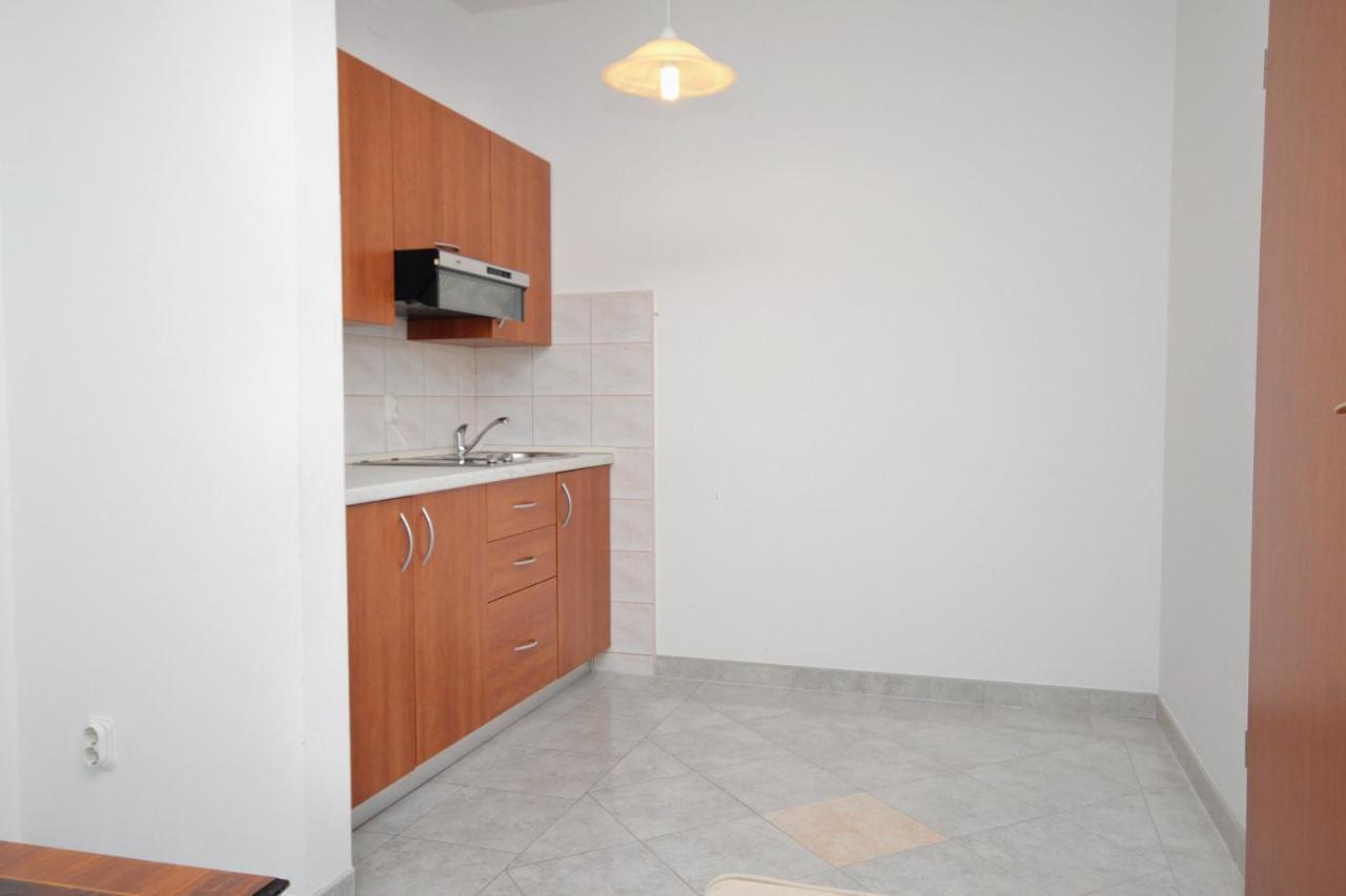 Apartments And Rooms With Parking Space Njivice, Krk - 5458 Exteriör bild