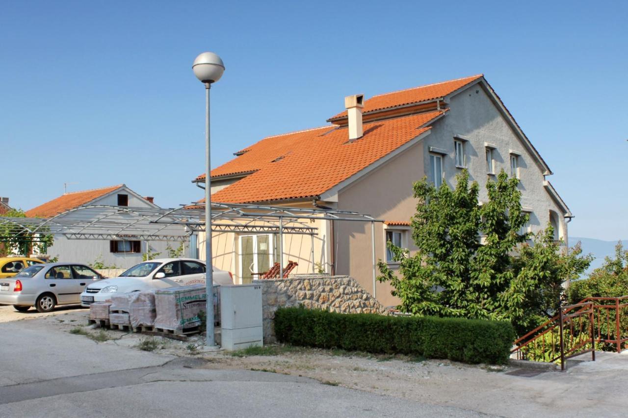Apartments And Rooms With Parking Space Njivice, Krk - 5458 Exteriör bild